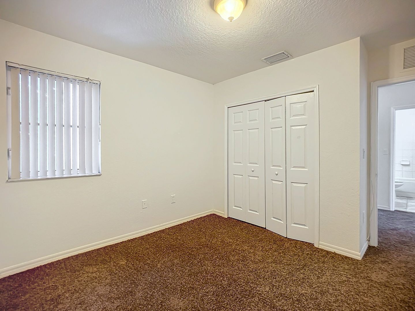 Building Photo - 965 SW 6th Ct