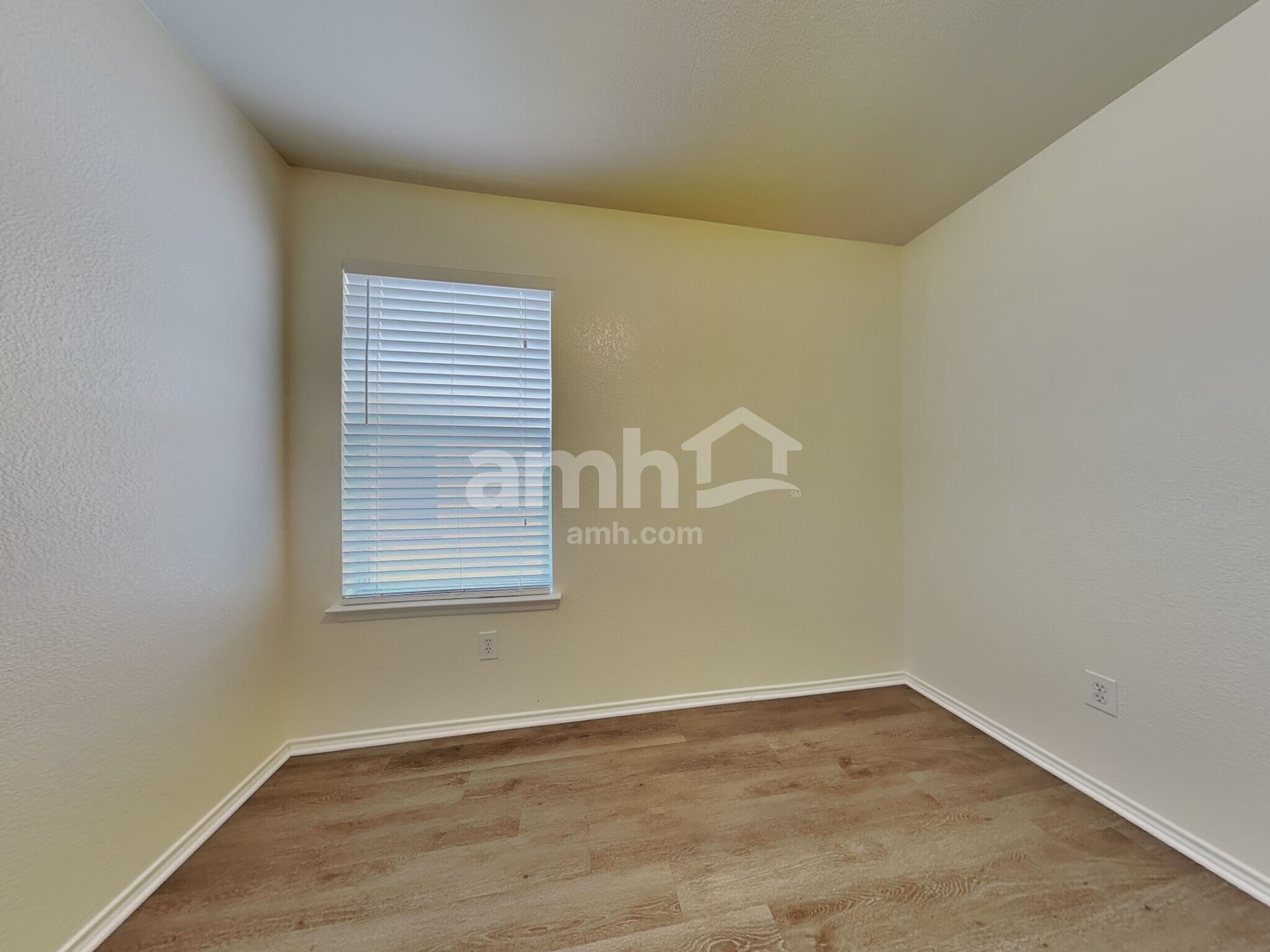 Building Photo - 1520 Wind Star Way