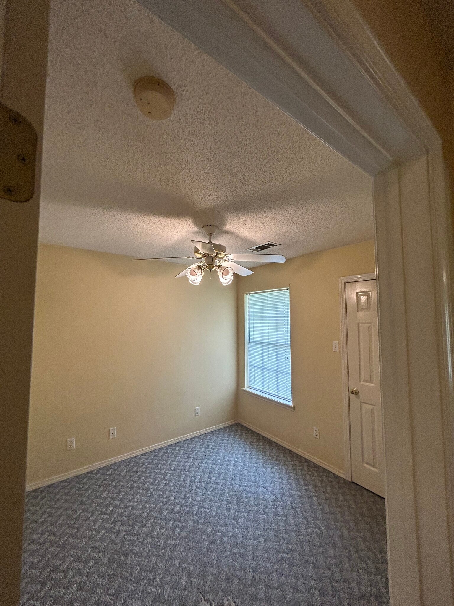 2nd Bedroom - 1928 Lovers Ln