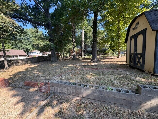 Building Photo - 3182 Casann Cove
