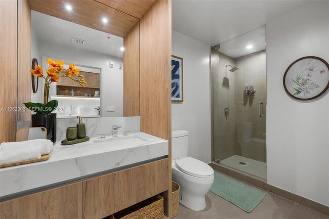 Building Photo - 11 NE 6th St