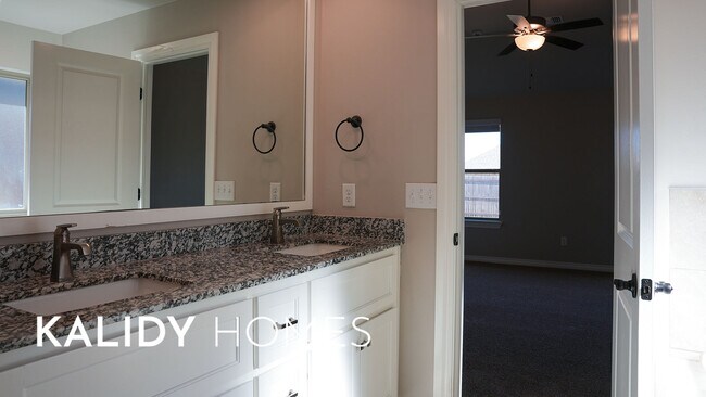 Building Photo - 12200 Ava Grace Ln