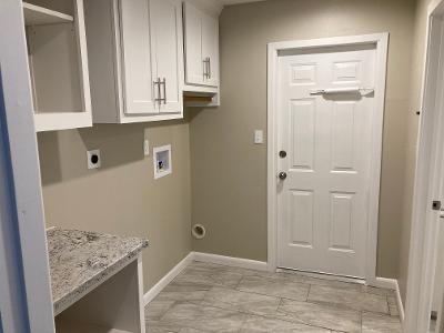 Building Photo - 407 Oak Vista Dr