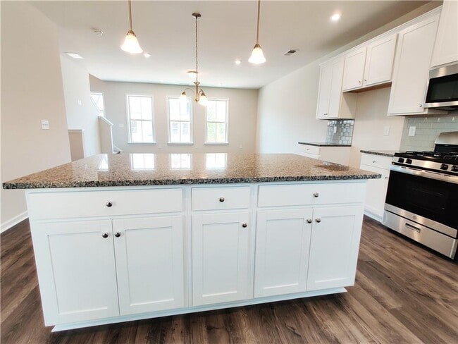 Building Photo - 331 Mahone Dr