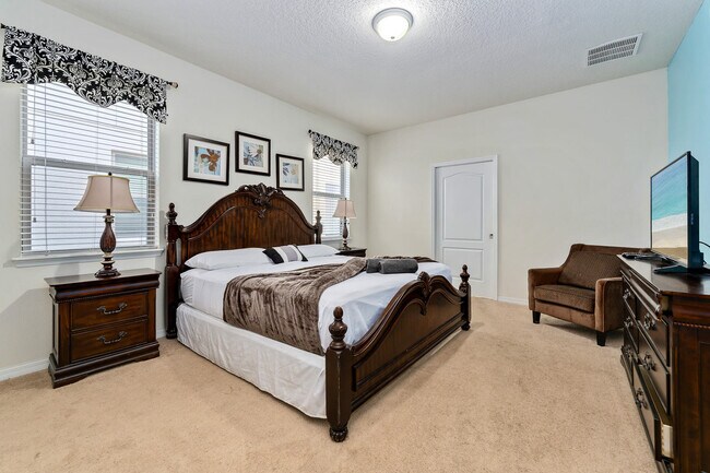 Building Photo - 8845 Rhodes St