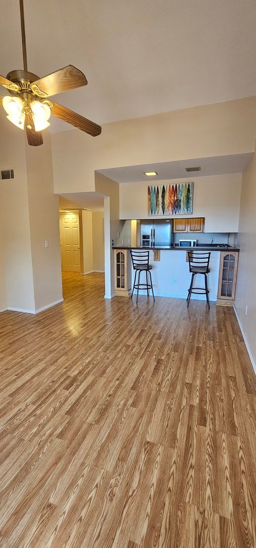 Building Photo - Clear Acre Condominiums