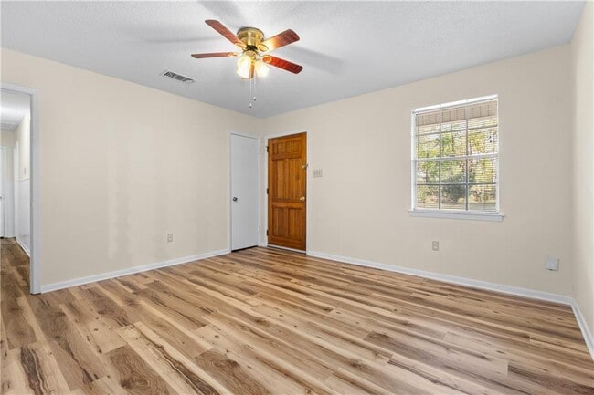 Building Photo - 4469 Blackwell Nursery Rd