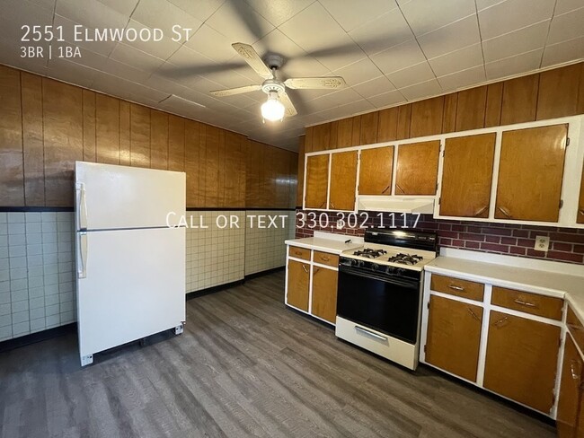 Building Photo - Three -four bedroom one bathroom home for ...