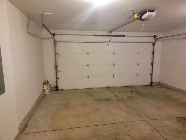 Building Photo - COMING SOON !!! 3 Bed 2 Bath 1500 Sq/Ft home just 10 minutes west of Spokane