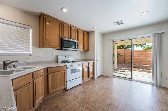 Building Photo - 11683 Vacanze Ct