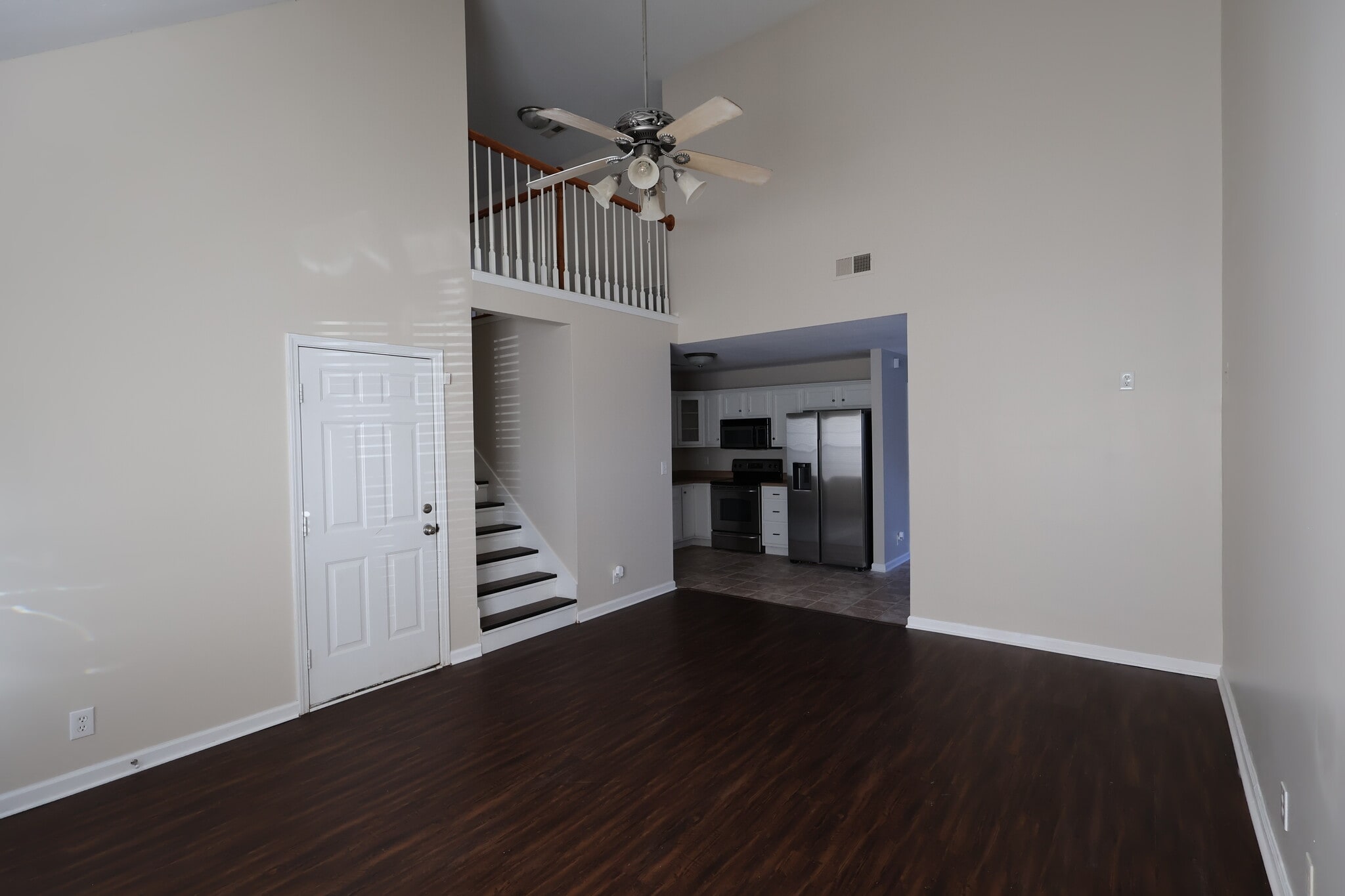 Living Room - 999 Culverson Ct