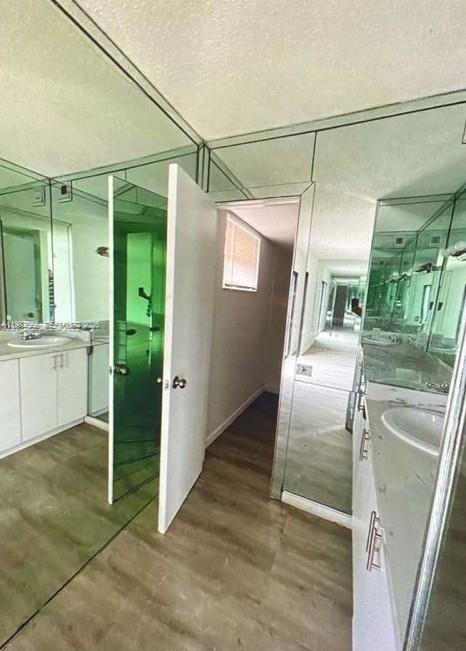 Building Photo - 3503 SW 15th St