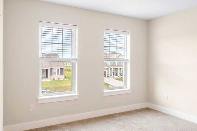 Building Photo - W218N16066 Tiger Lily Dr