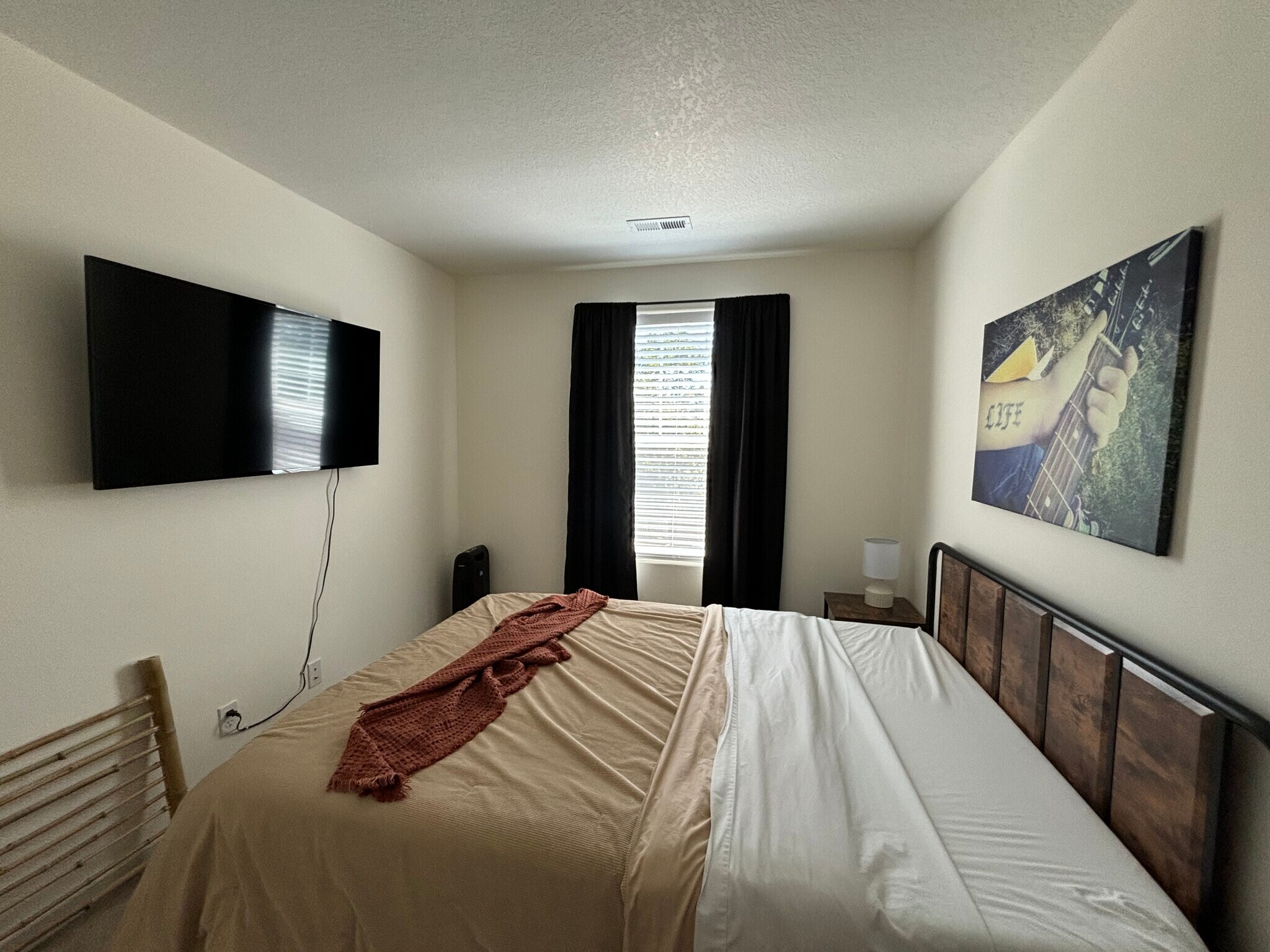guest bedroom - 5671 NE Canard Dr