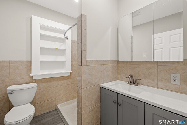 Building Photo - 1172 New Britain Ave