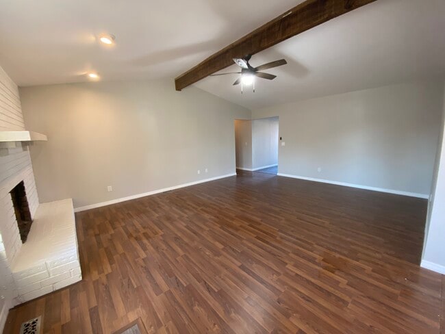 Building Photo - 2817 E El Paso St