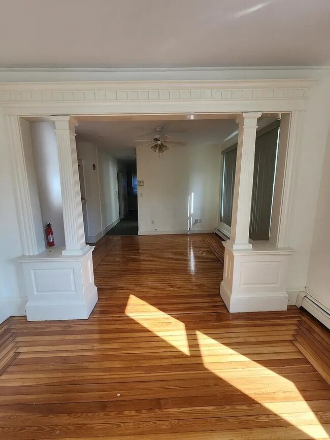 Building Photo - 511 Broadway