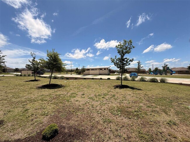 Building Photo - 205 Bethpage Dr