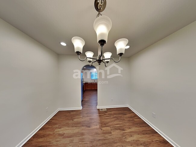 Building Photo - 89 Henderson Ln