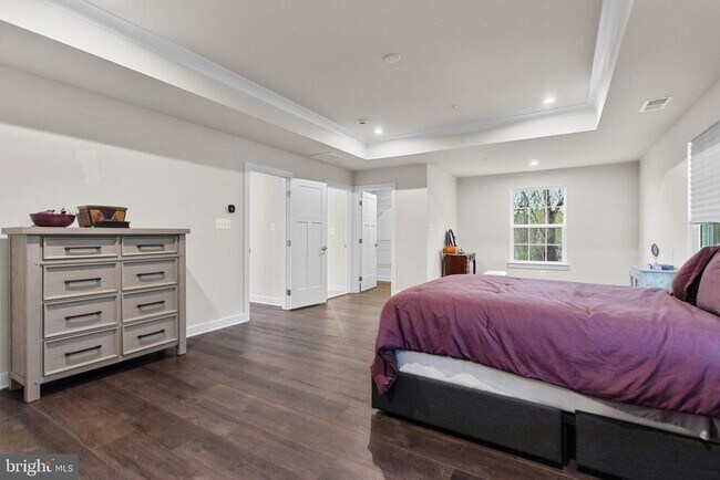 Building Photo - 12105 Empire Ln