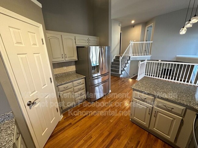 Building Photo - 224 S Huntsman Blvd