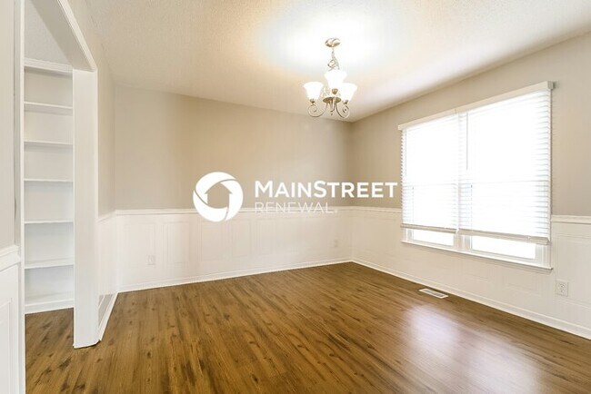 Building Photo - 3 Bedroom Pet-Friendly Home in Raleigh, NC with Main Street Renewal