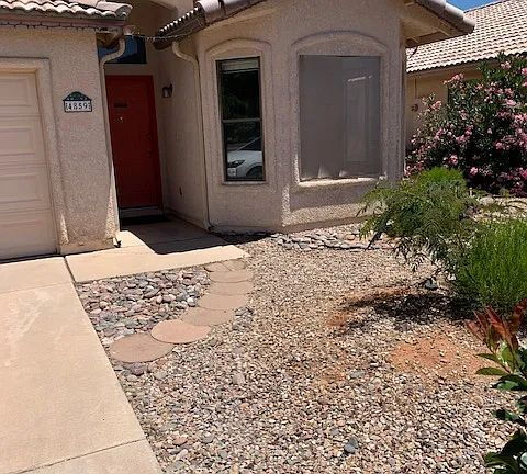 Building Photo - "Charming Sierra Vista Gem: Spacious 3-Bedroom Retreat with 6 Bathrooms on Chaparral Loop!"