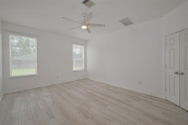Building Photo - 23611 Plantation Pines Ln