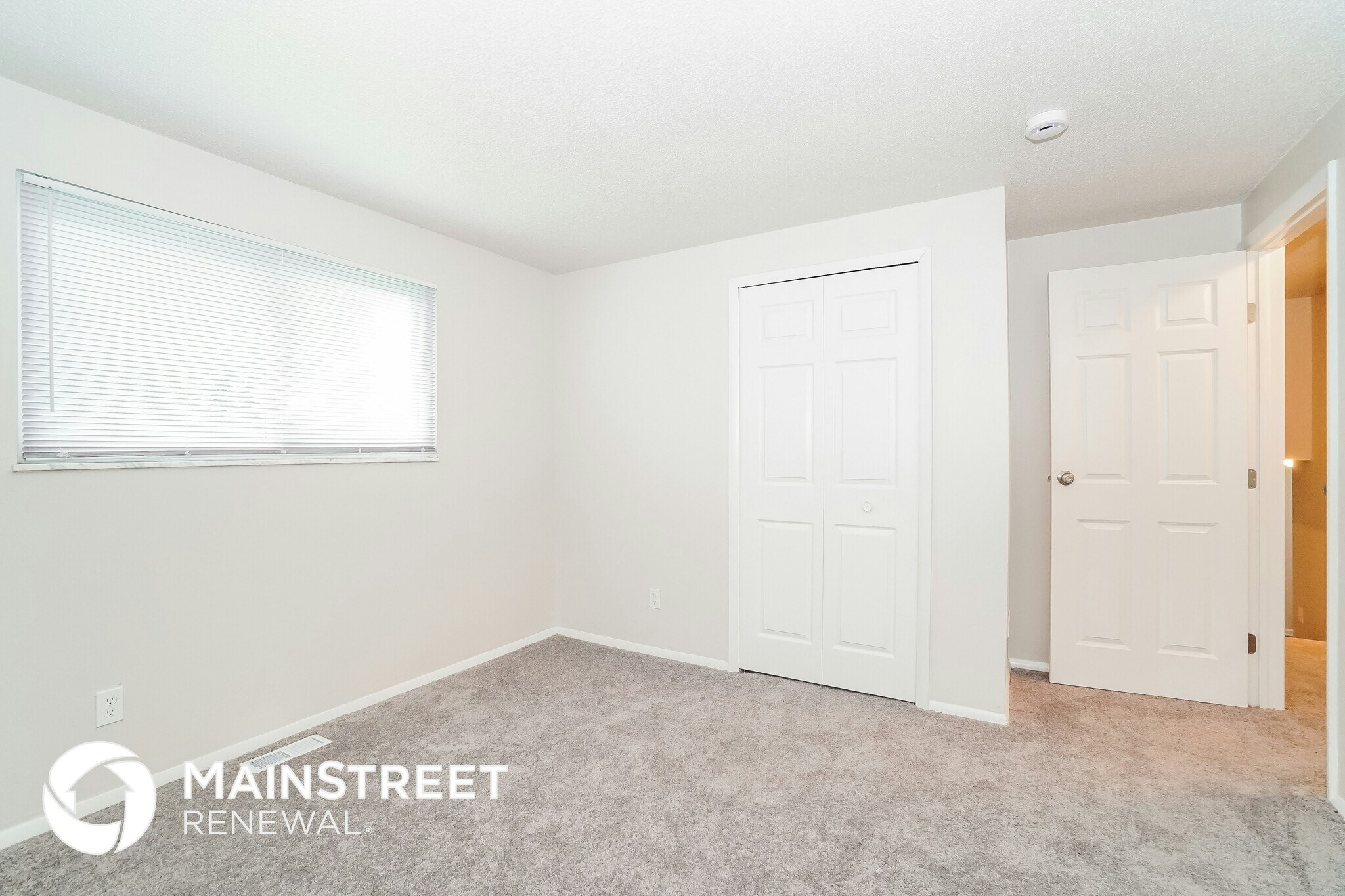 Building Photo - 3017 Perinton Pl