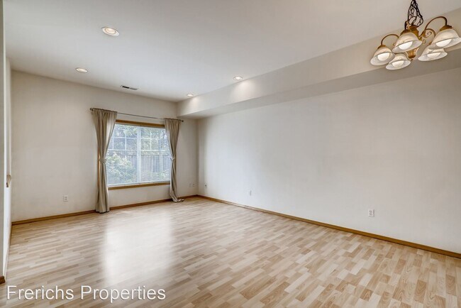 Building Photo - 3 br, 2.5 bath House - 18965 108th LN SE