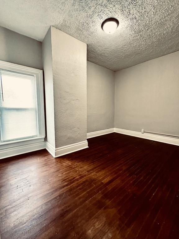 Building Photo - 305 First St