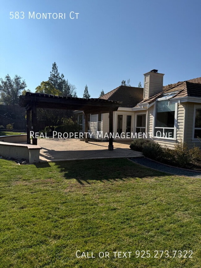 Building Photo - 583 Montori Ct