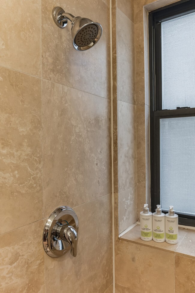 Building Photo - 70 E Walton St