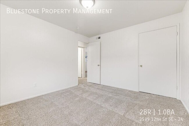 Building Photo - 2599 12th St SE