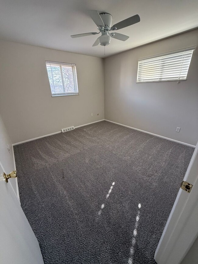 Building Photo - Spacious 3-bedroom ranch in quiet Arvada Neighborhood