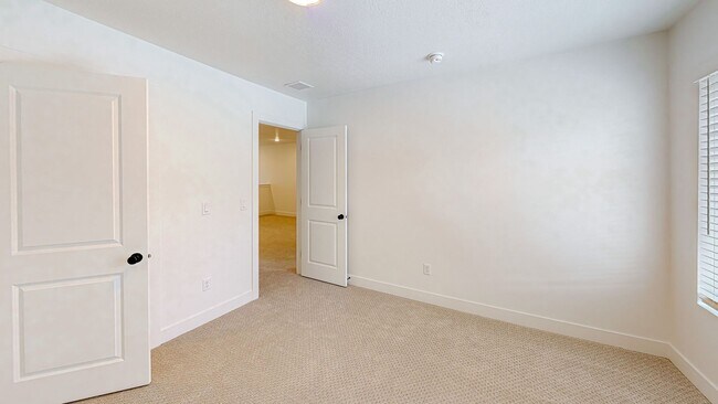 Building Photo - *No Security Deposit Required Upfront for 6 Months!  2024 Townhome. Move In Special!