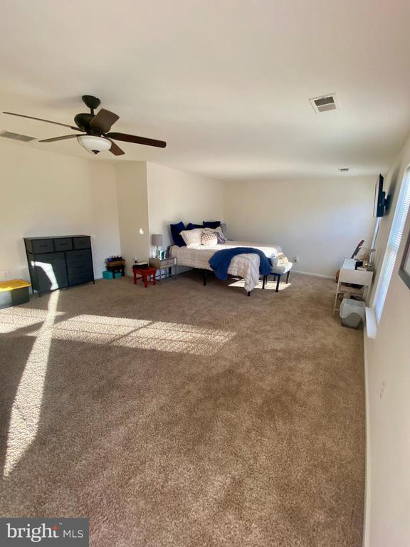 Building Photo - 108 Davidson St