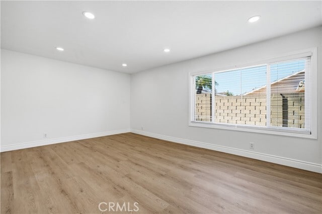 Building Photo - 8861 Dorsett Dr