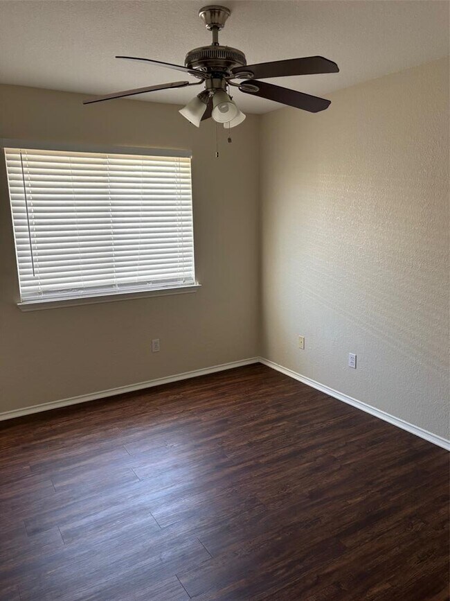 Building Photo - 1403 Haley Gray Dr