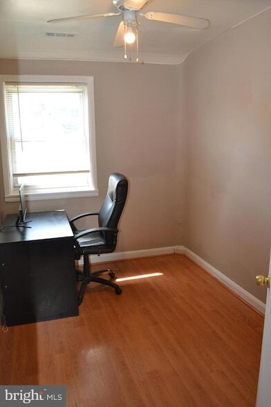 Building Photo - 5153 Frederick Ave