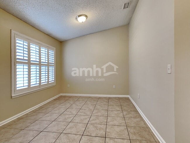 Building Photo - 2720 Cold Creek Blvd