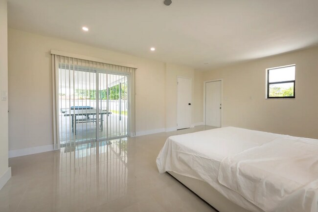 Building Photo - 8513 NW 41 Street LLC