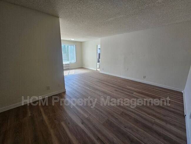 Building Photo - 11450 Calvert St