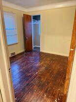 Building Photo - 4016 Clements St