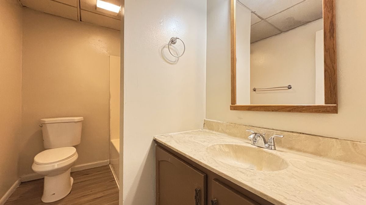 Building Photo - 147 Mary Lee Dr