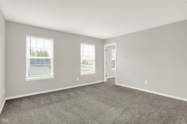 Building Photo - 5761 Cantigny Way S