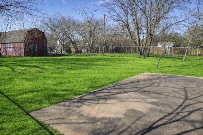 Building Photo - 408 Sage Boot Dr