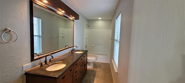 Building Photo - 10345 Bear Hollow Dr