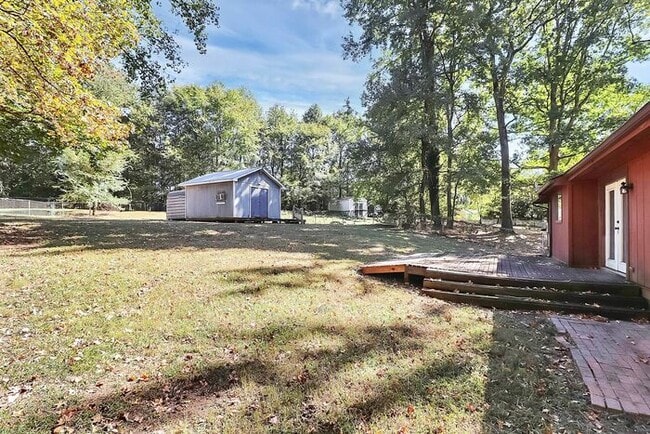 Building Photo - 3BD/2BA Ranch Home in Concord!