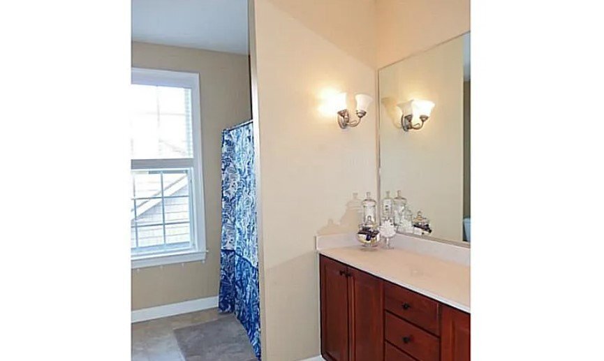 Building Photo - 1201 Belmeade Dr